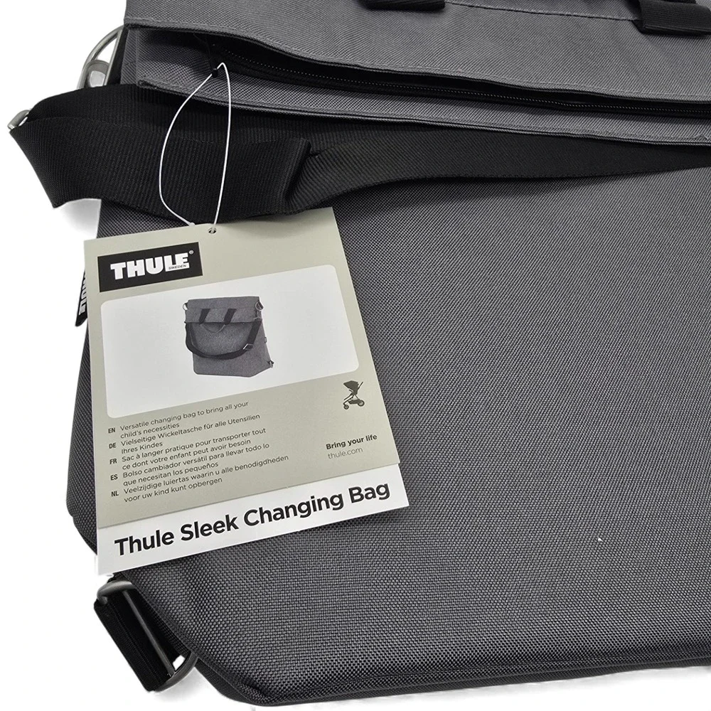 Thule Sleek Baby Changing Bag 17